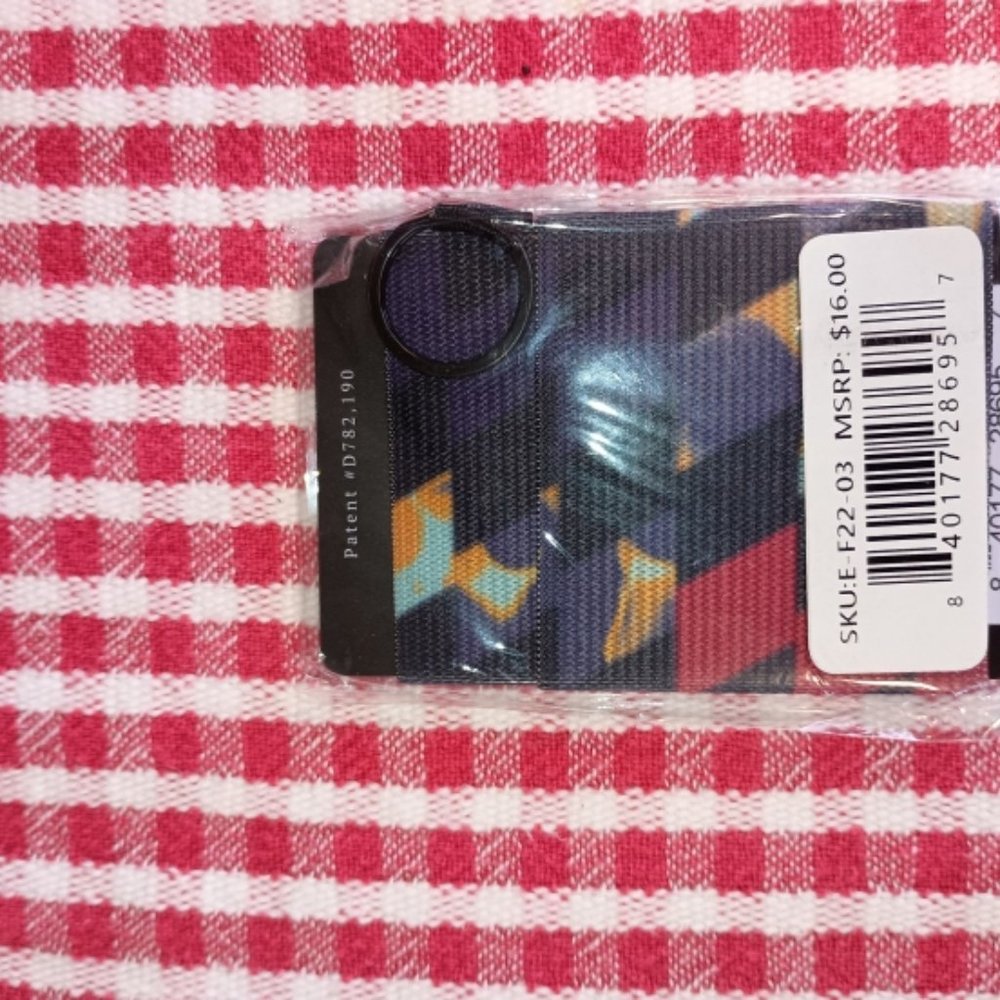 NWT Thread's Vertical Wallet $16